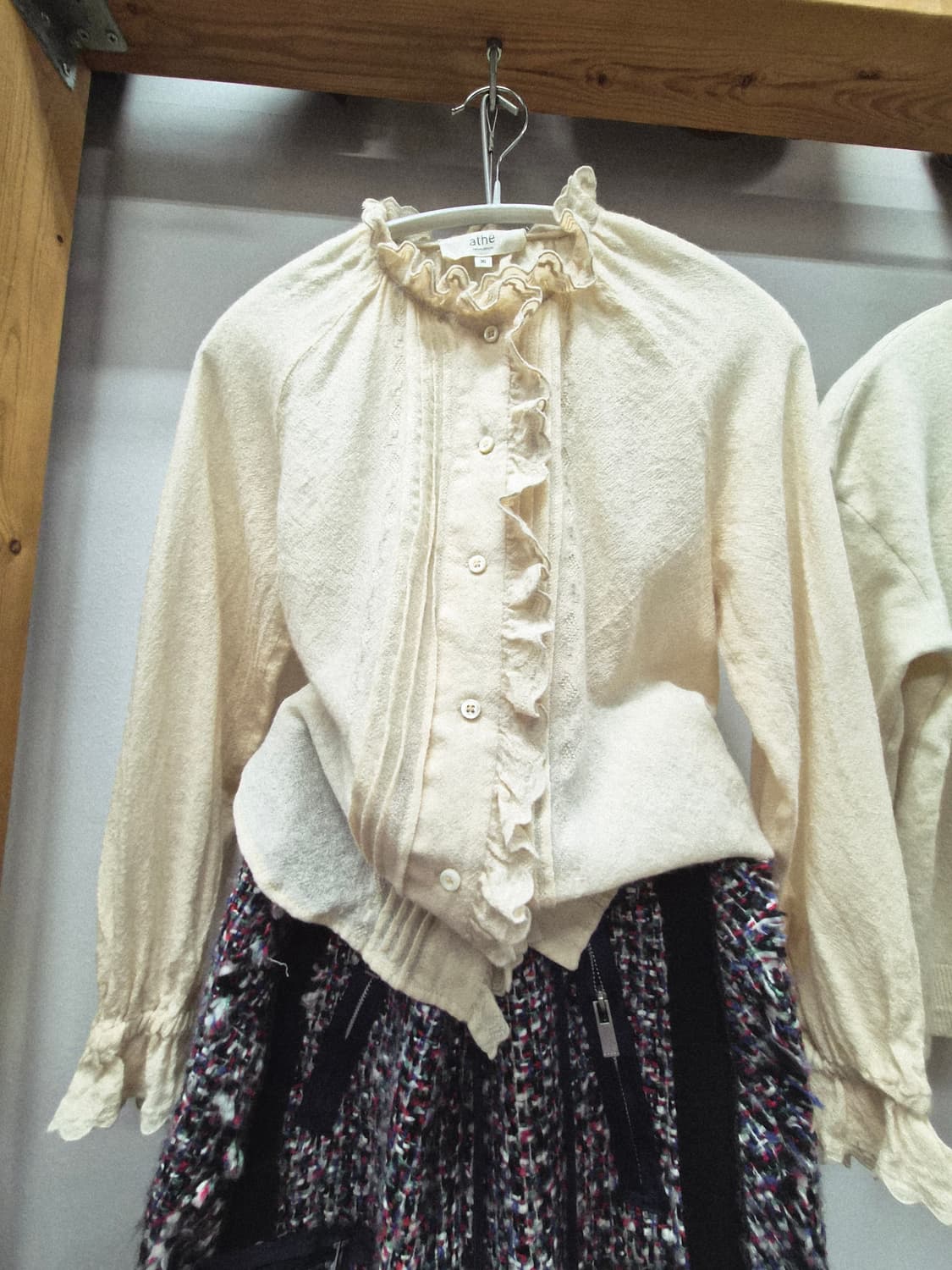 바네사브루노아떼 프릴자수 울 블라우스. 상품이미지2