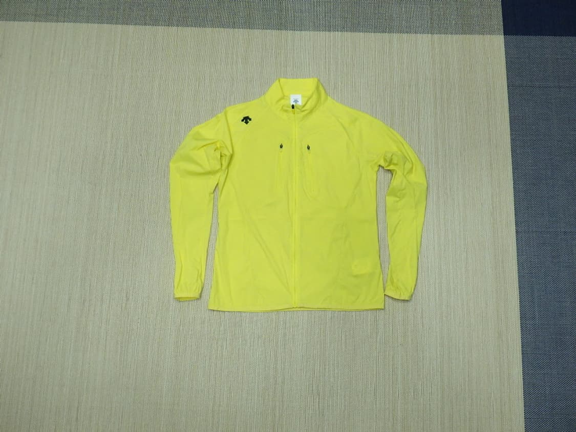 (90size) 데상트 여성 초경량 러닝 바람막이 자켓 상품이미지1
