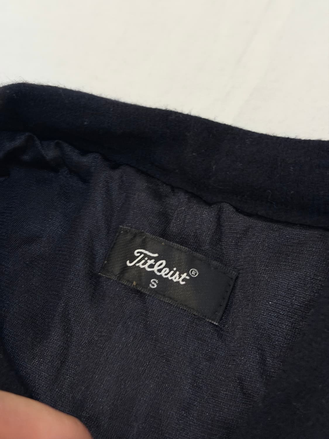 타이틀리스트 골프 빅로고 방풍 울 니트 블랙 상품이미지3