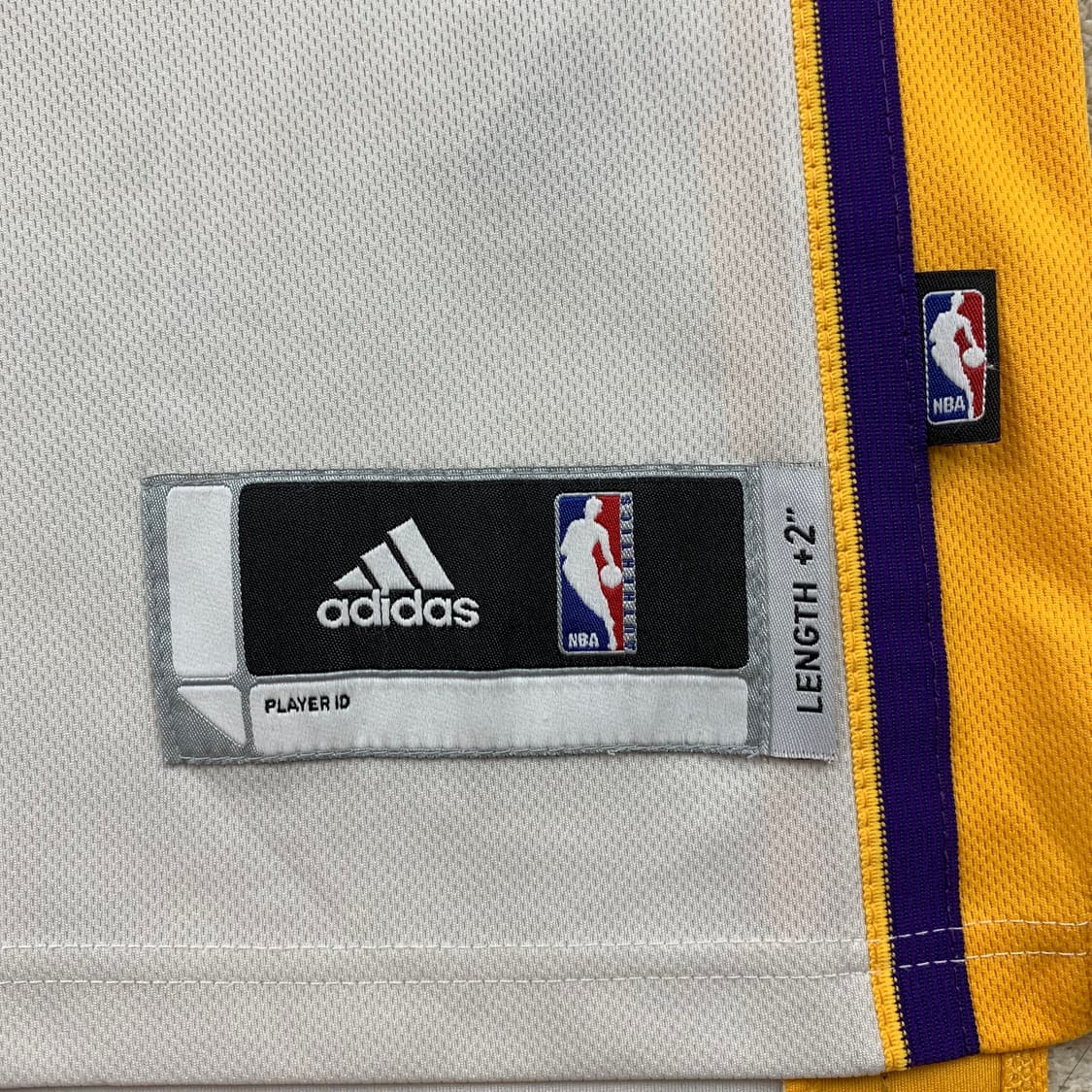 아디다스xNBA LA레이커스 코비 브라이언트 스윙맨 져지 상품이미지3