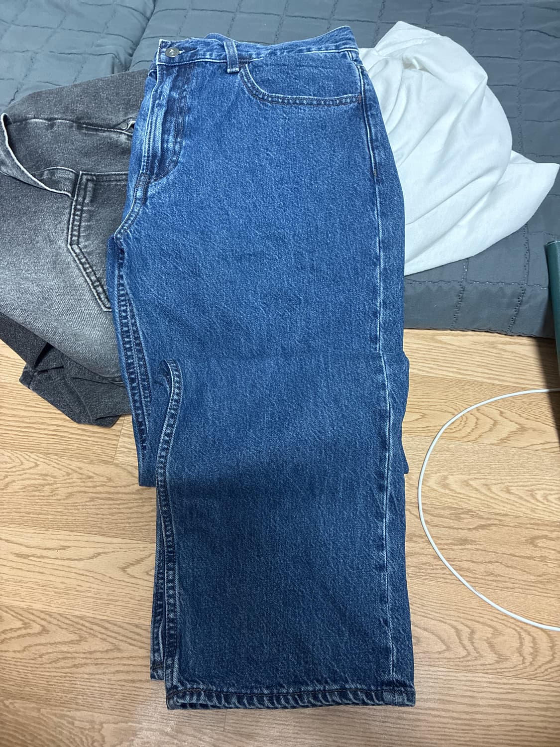 Jwa 유니클로 진청바지 상품이미지1