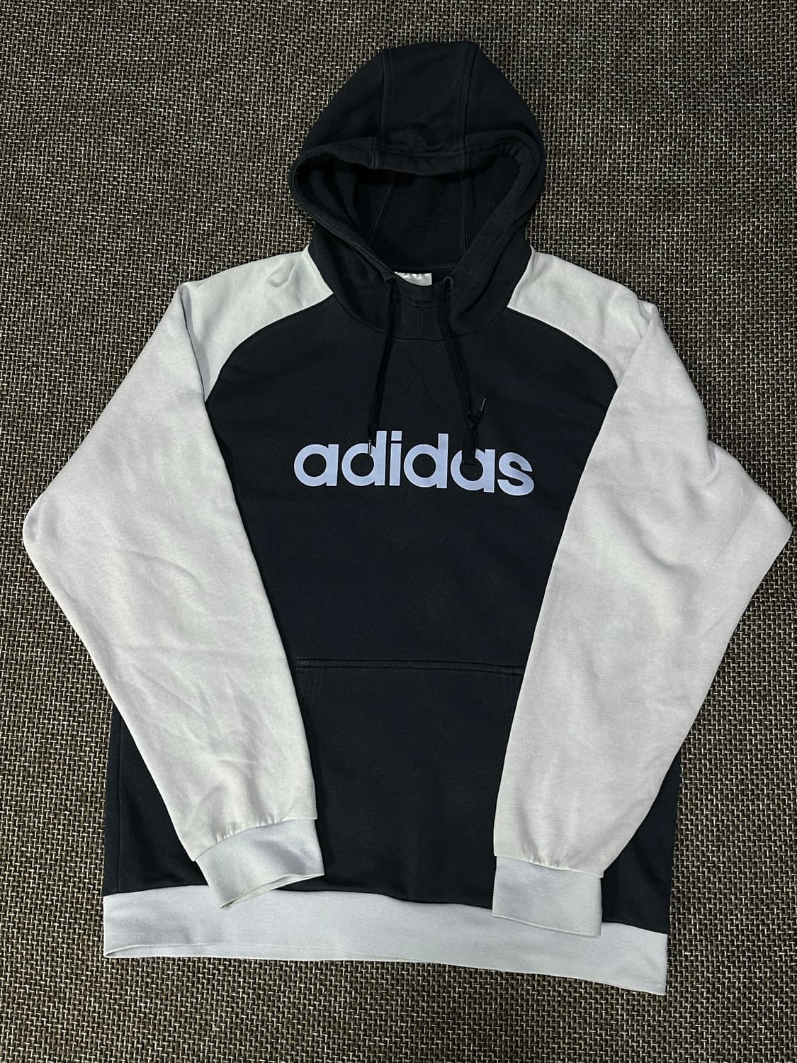 아디다스 올드스쿨 나그랑 후드티 상품이미지2