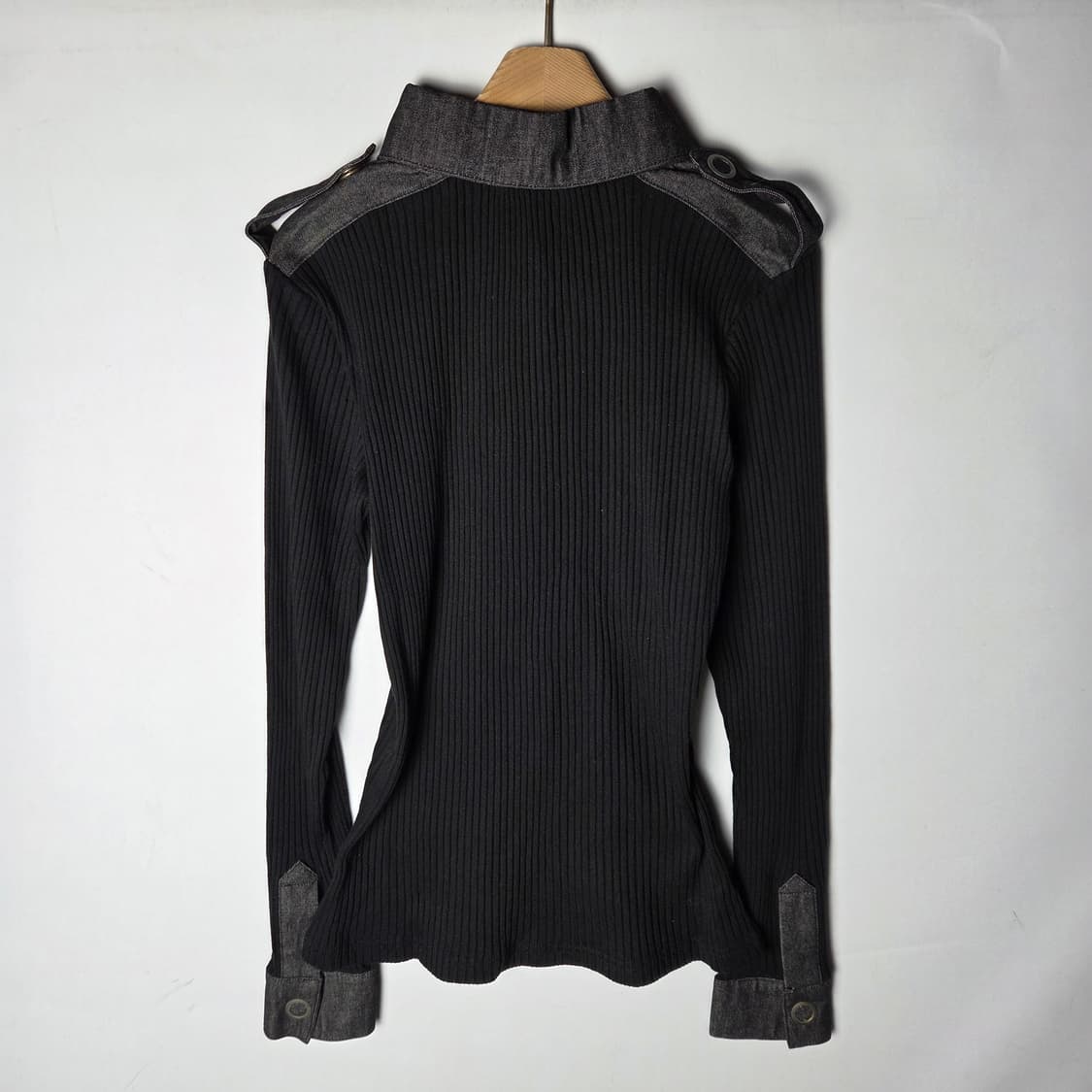 [The Bay's Garden] 골지 데님카라 롱슬리브 상품이미지2