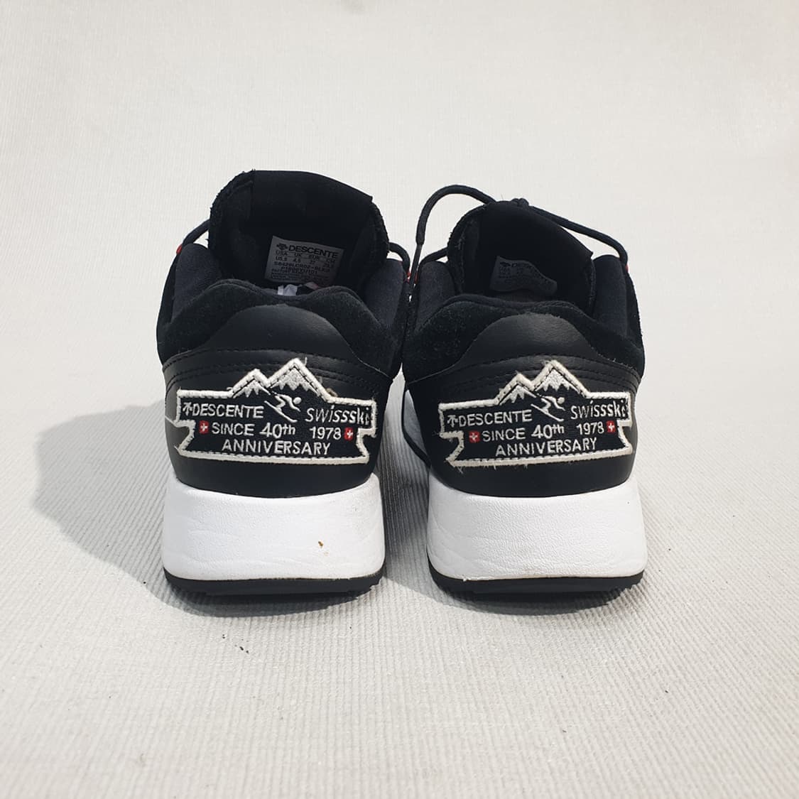 데상트 스위스 스키팀 40주년 운동화 225 상품이미지3