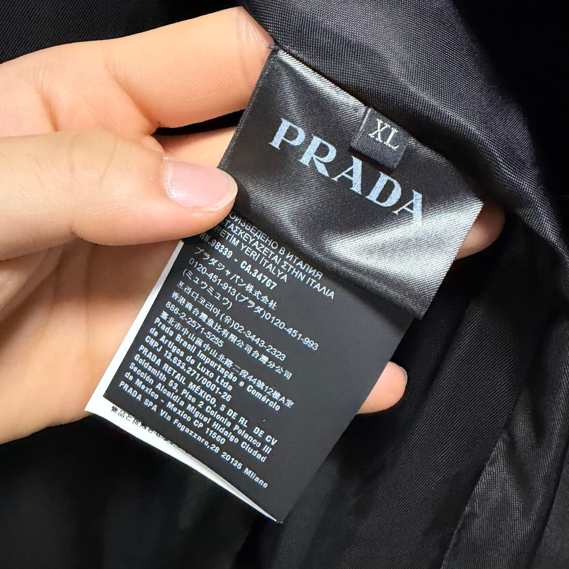 [S급/XL] 프라다 벨벳 셔츠 자켓 블랙 상품이미지7