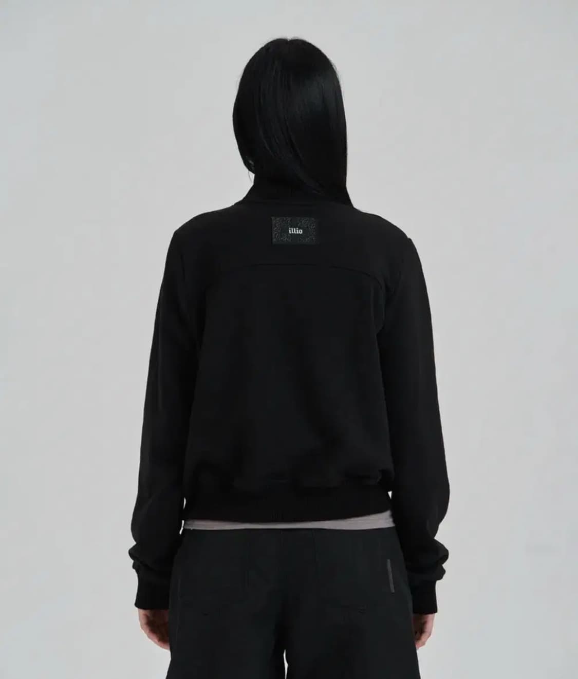 illio(일리오)Black Highneck jersey blous 자켓 상품이미지2