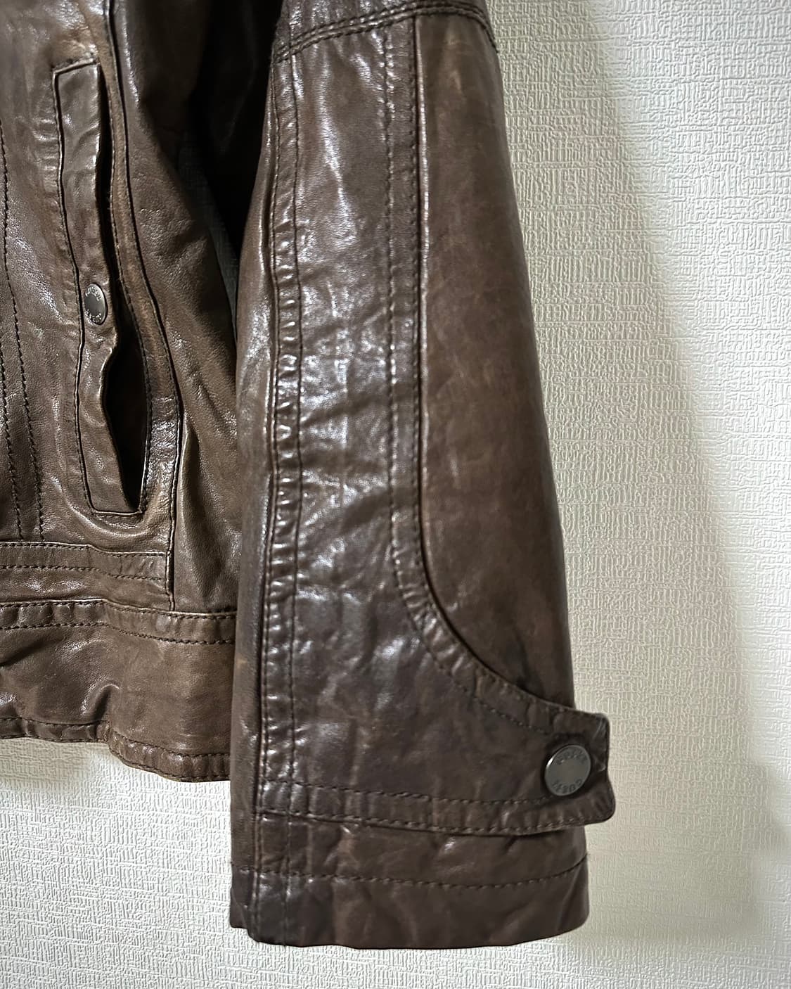 2010 GUESS 이탈리안 램스킨 하이넥 레더자켓 페이드 브라운 상품이미지5