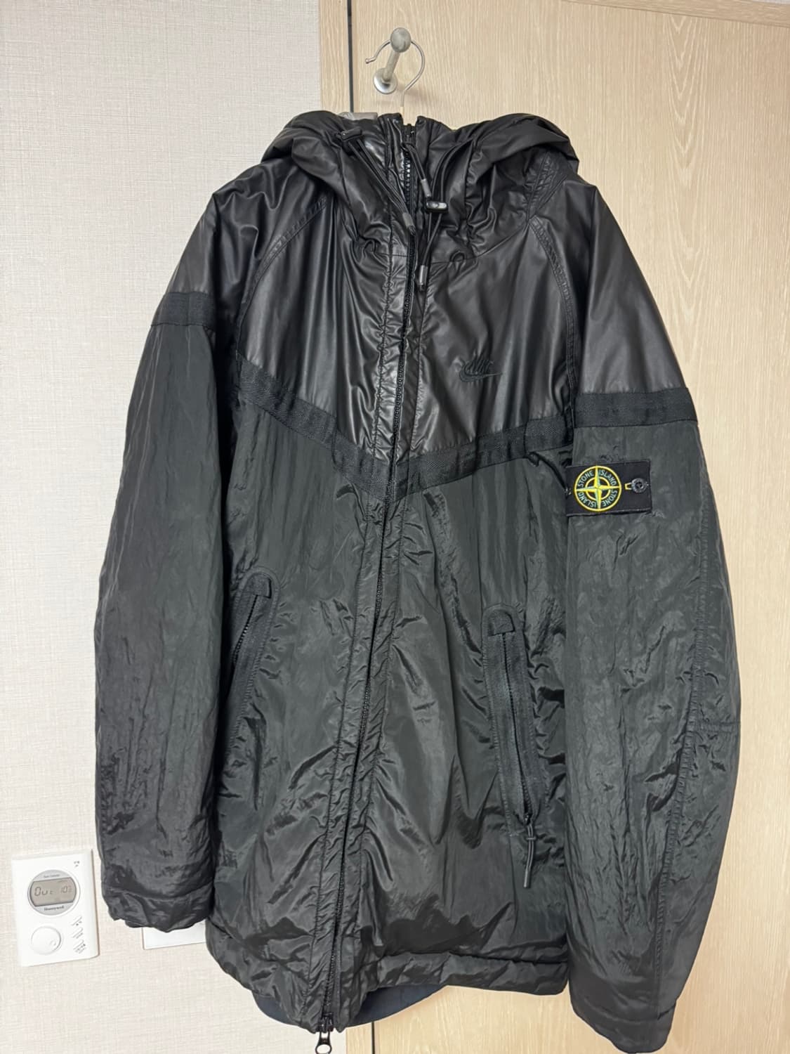 나이키x스톤아일랜드 윈드러너 M 상품이미지1