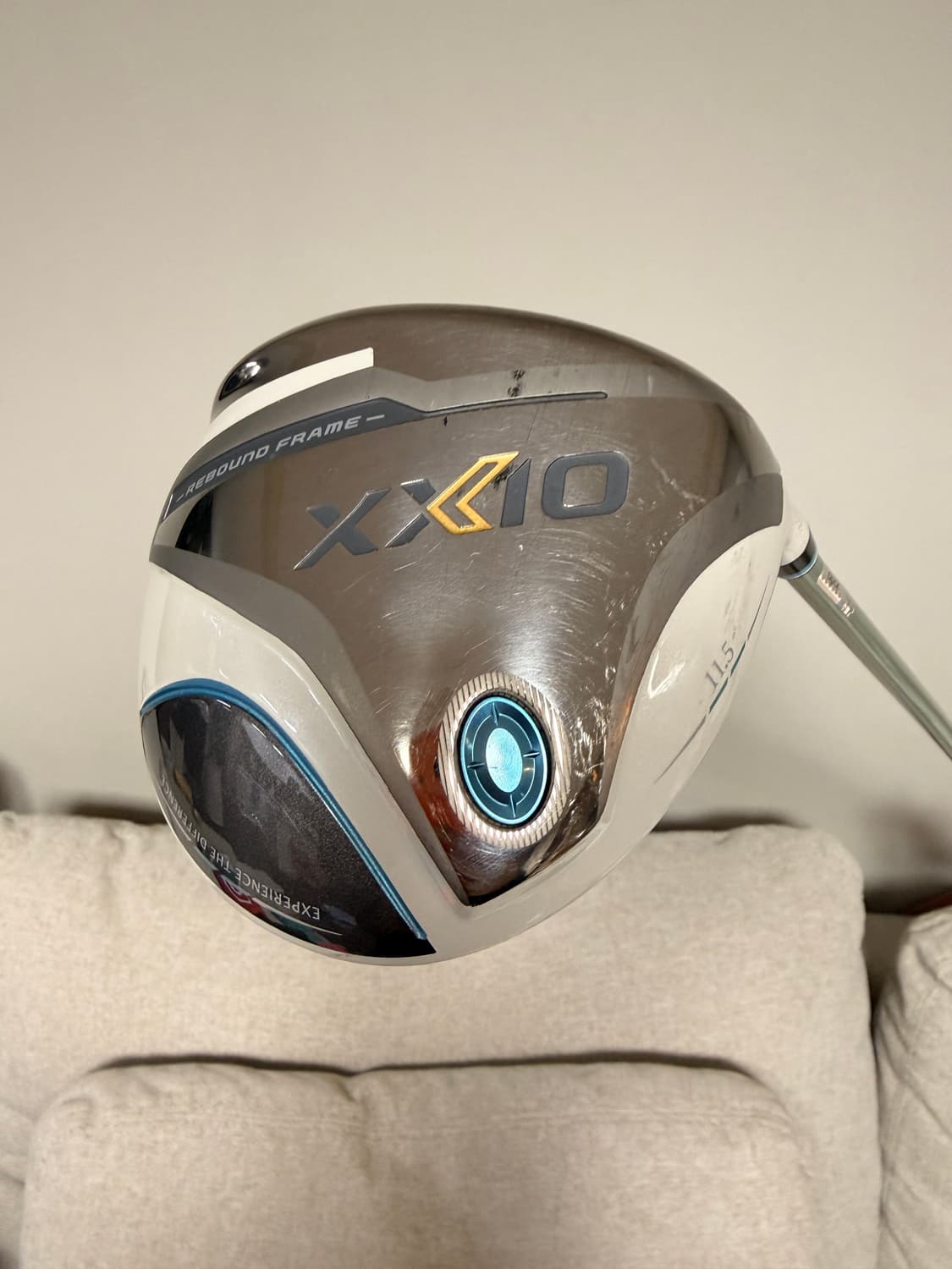 젝시오 드라이버 11.5도 화이트 펄 헤드 상품이미지2