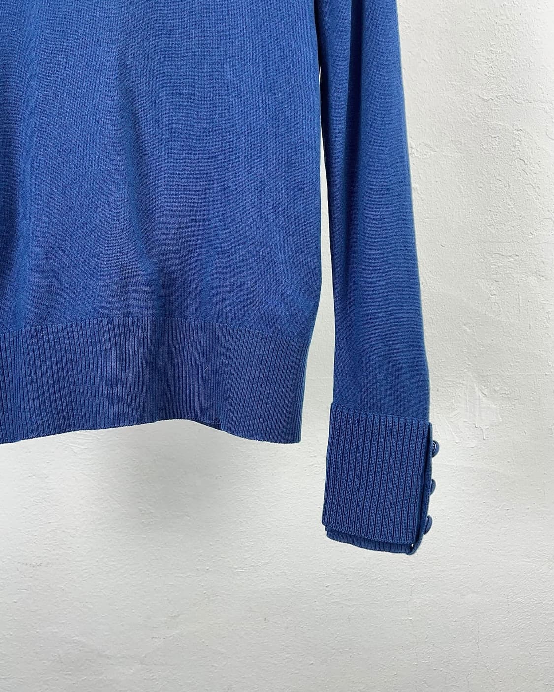 비비안 웨스트우드 앵글로마니아 라운드 ORB 로고 레이어 니트 스웨터 상품이미지5