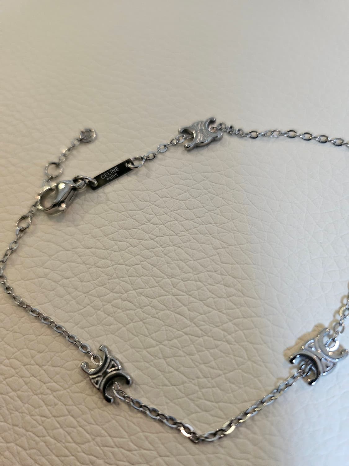 셀린느 업사이클링 은장 팔찌 상품이미지2