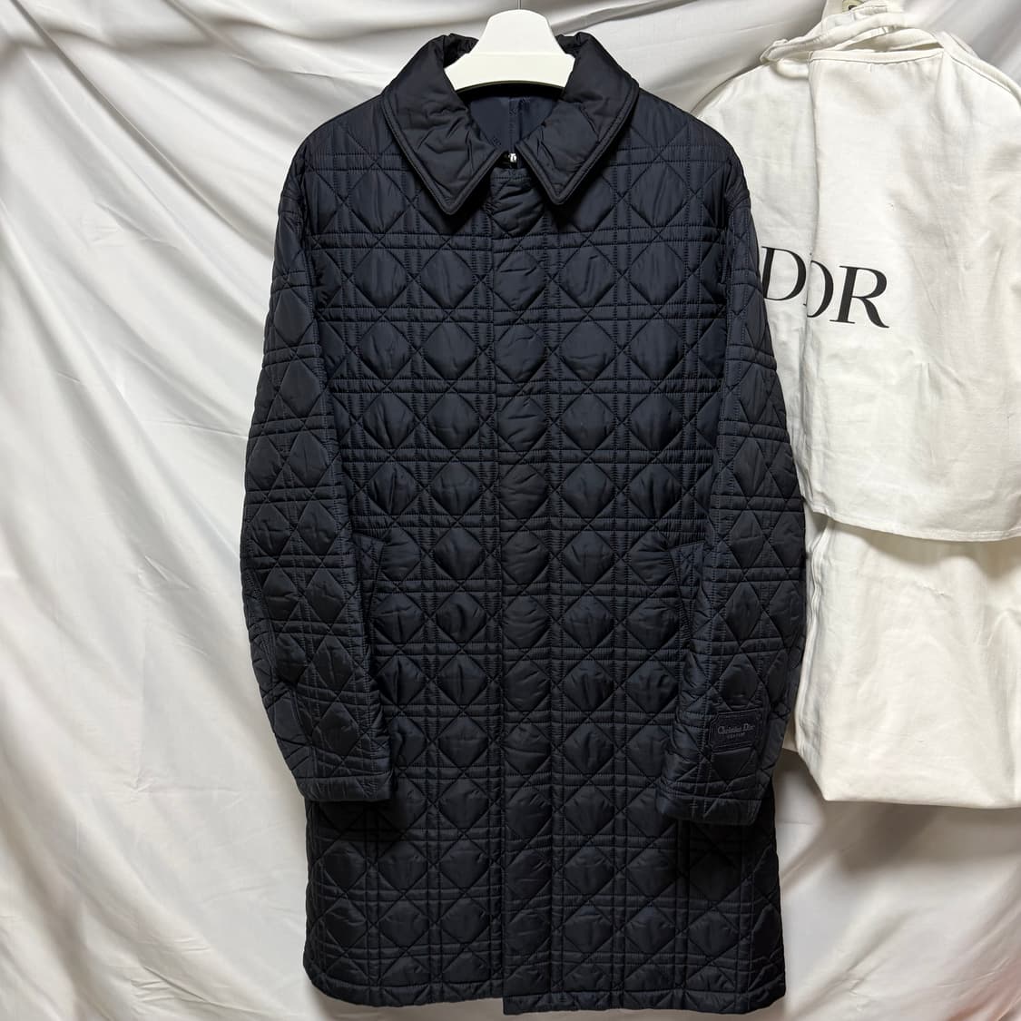 [S+급/52] 디올 까나쥬 퀼팅 롱 패딩 코트 상품이미지1