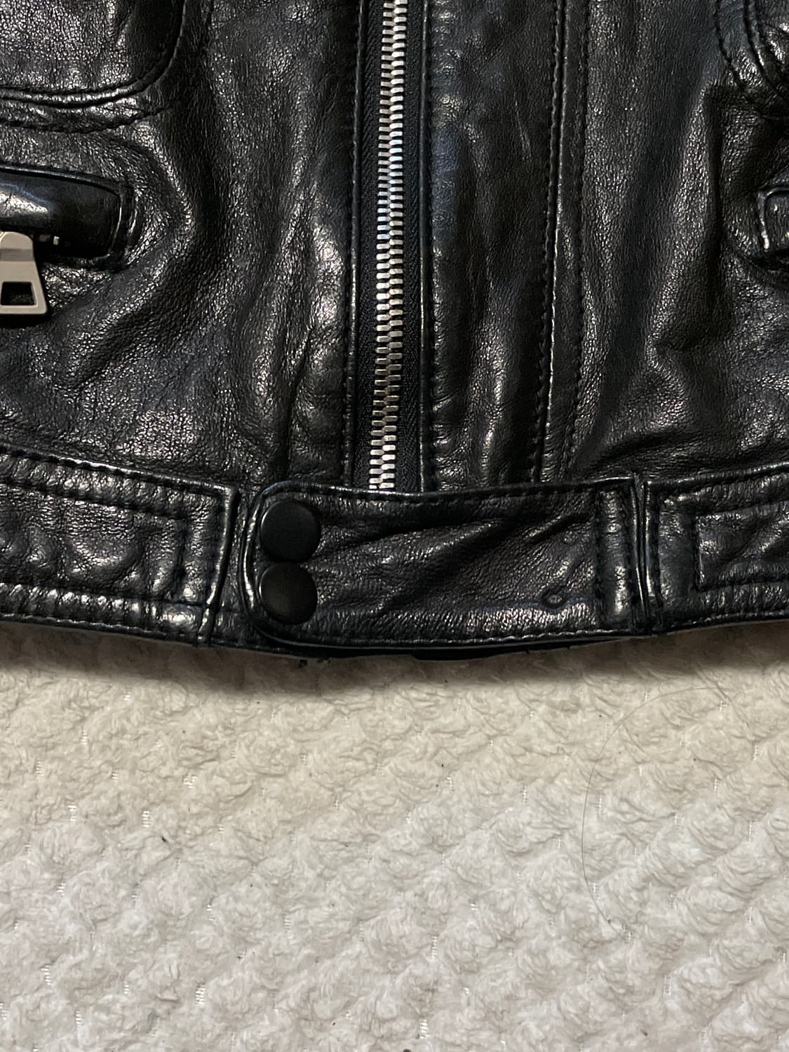 광희시장 웨스턴 무드 램스킨 양가죽 절개 레더 자켓 상품이미지6