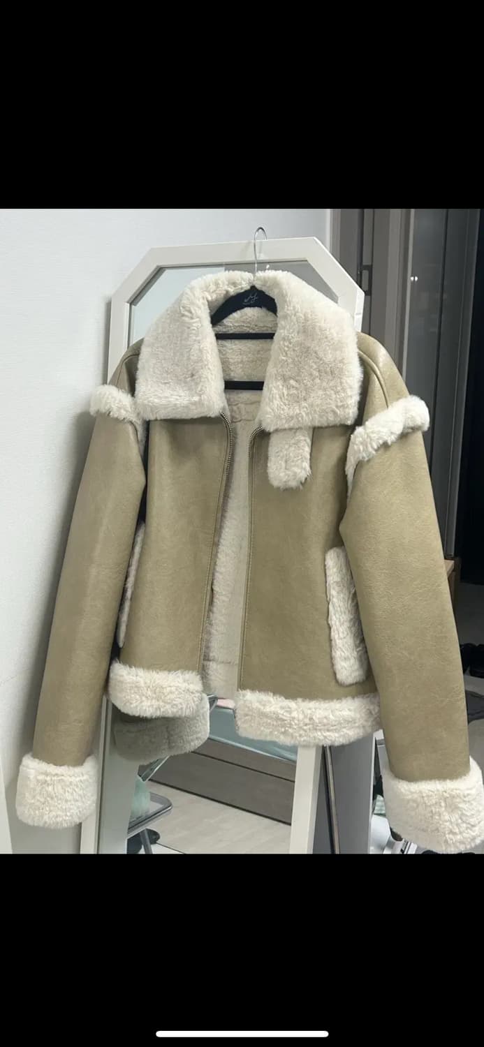 스페로네 크롭 시어링 무스탕 자켓 상품이미지1