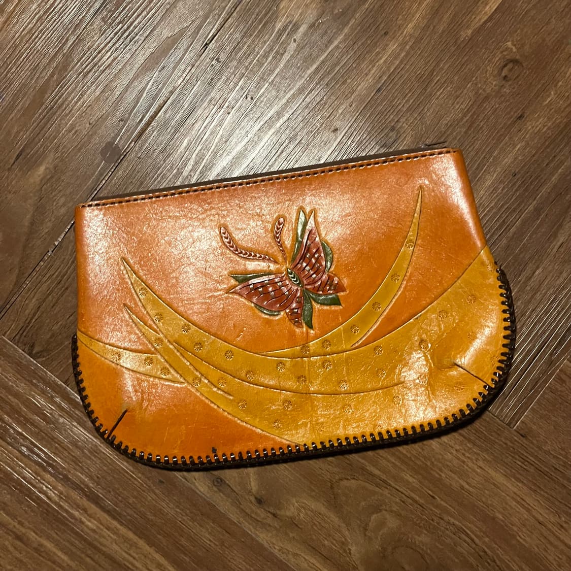 수공예 레더 브라운 파우치 상품이미지3