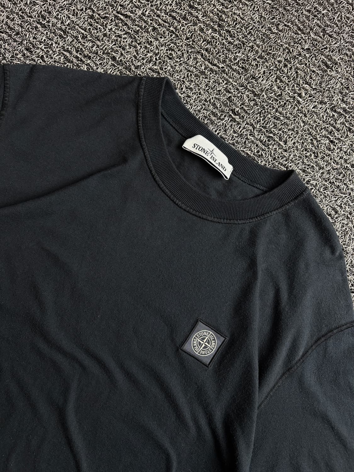 스톤 아일랜드 나침반 패치 반팔티 3581 상품이미지3
