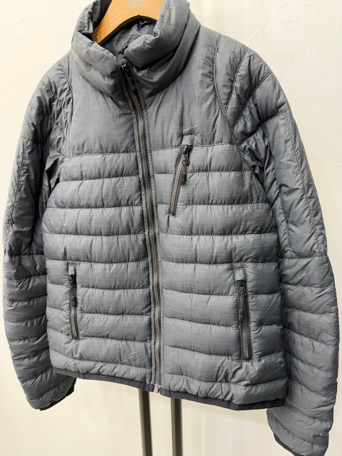 정품) 나이키 여성 패딩 M 상품이미지3