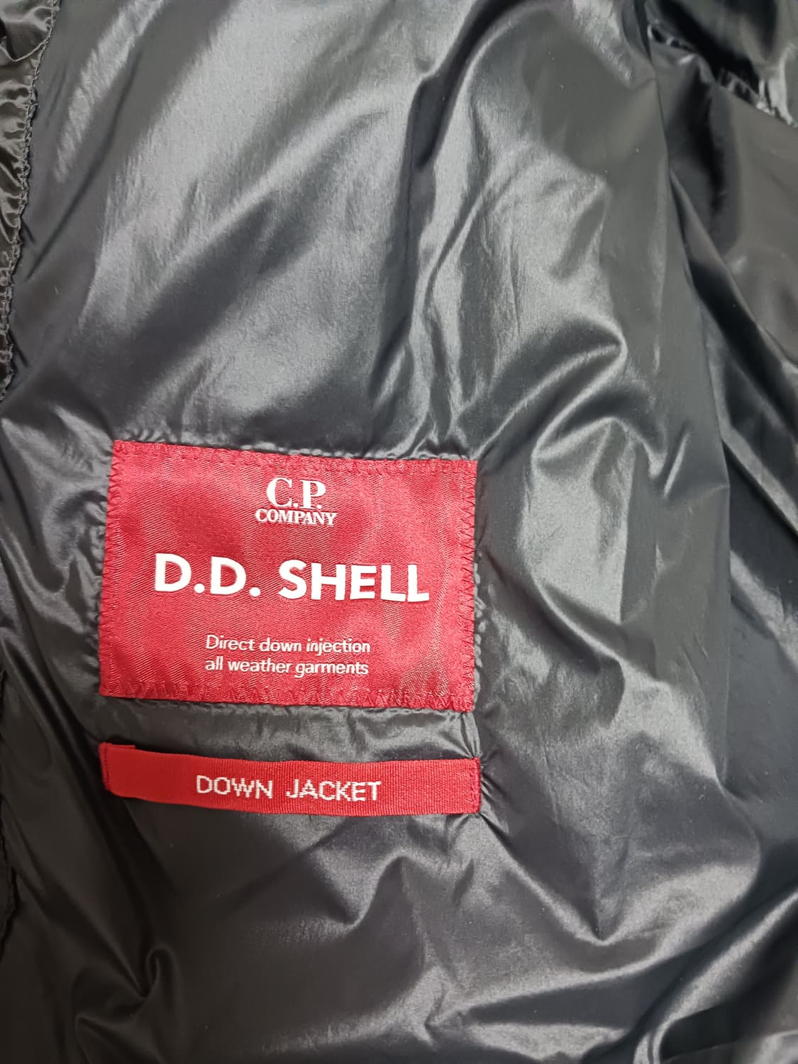 새상품급 정품 dd쉘 패딩 블랙 50사이즈 상품이미지6