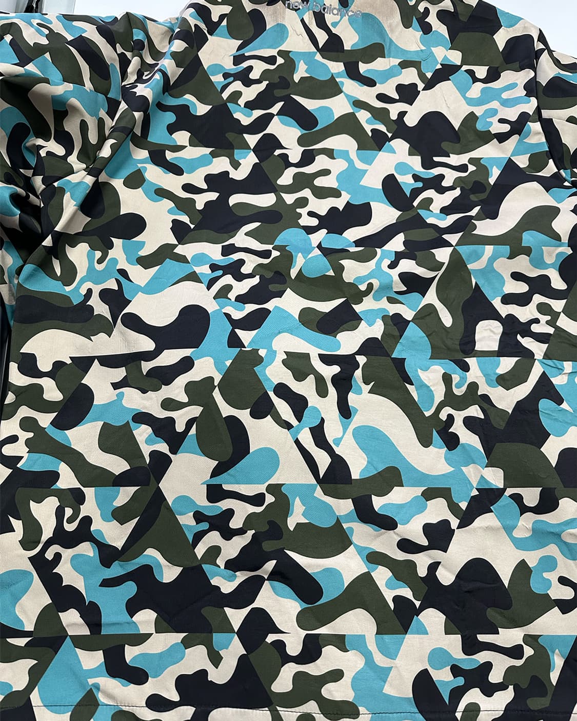 뉴발란스 블루카모 스키 코치자켓 상품이미지6