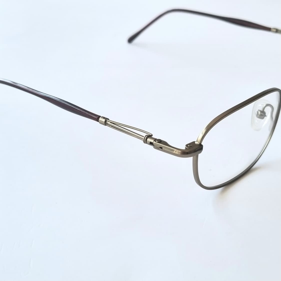 데드스탁 지적인 무드의 완성 클래식 메탈 안경테 675 상품이미지7