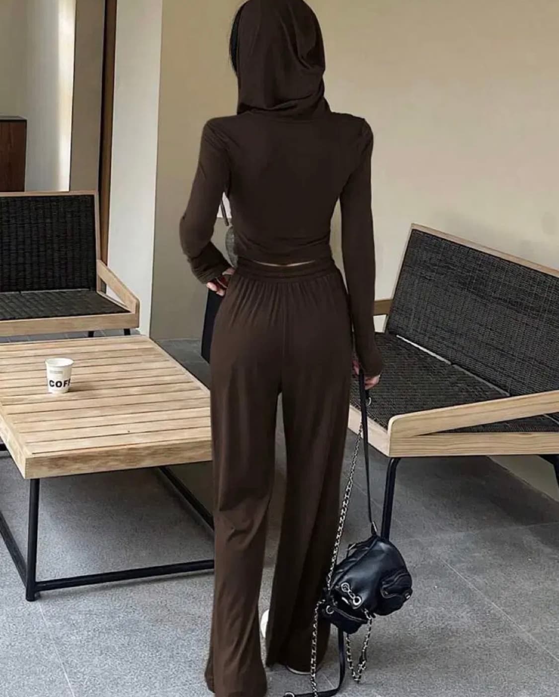 후드 스웨트셔츠와 팬츠  가을 의류 상품이미지2