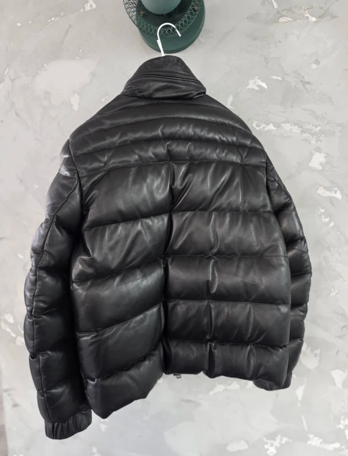몽클레어 가베릭 레더패딩 4사이즈 상품이미지4