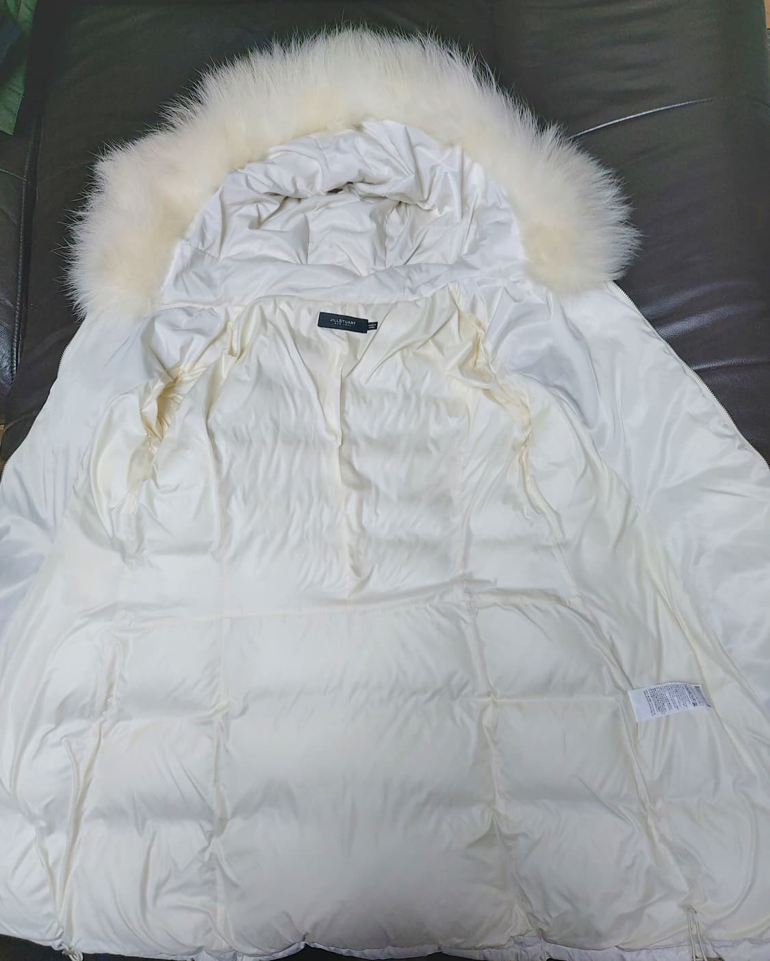 질스튜어트 뉴욕 여성 A라인 구스다운 패딩 (88사이즈) 상품이미지5