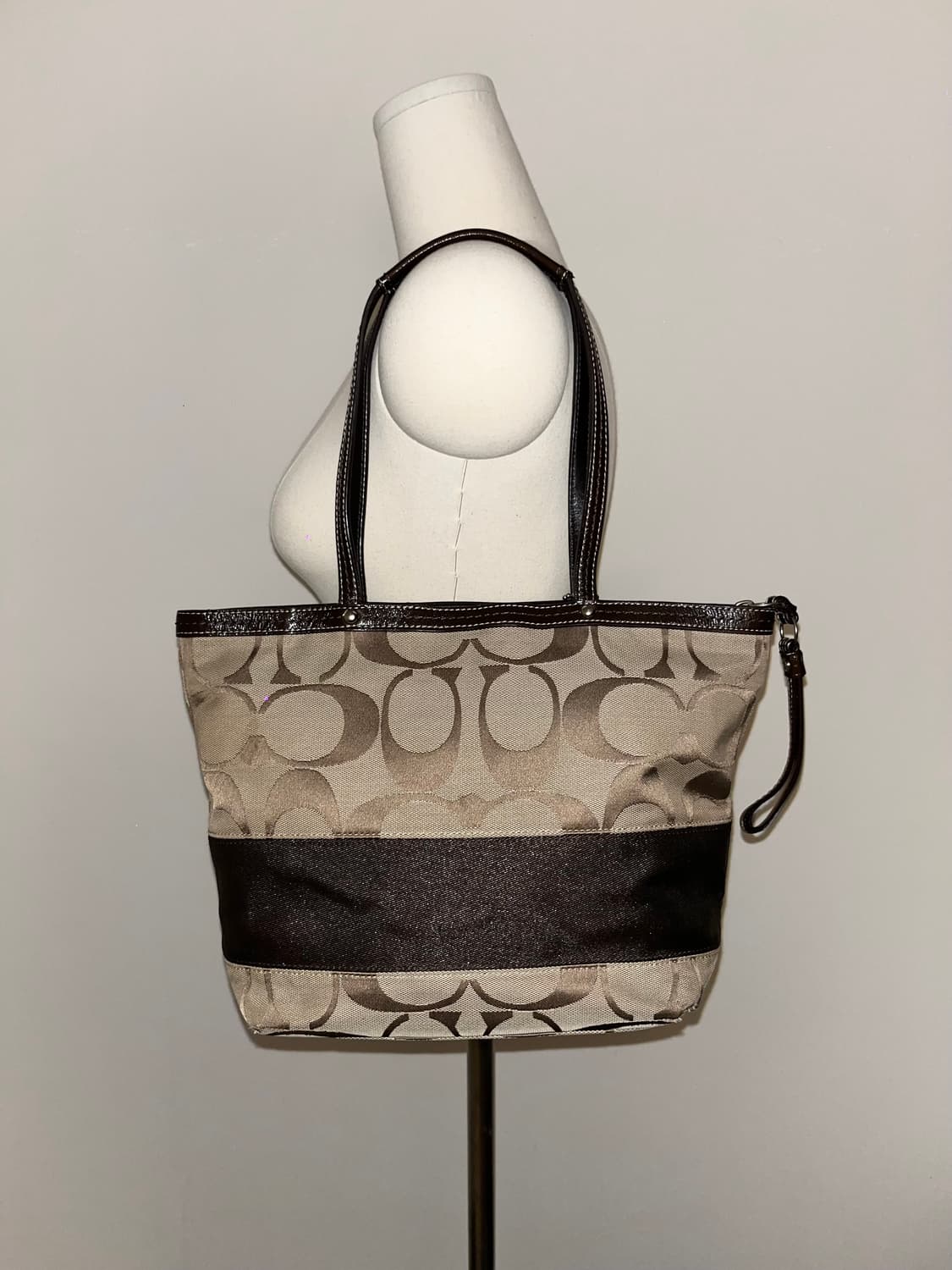 📦 Coach basic Shoulder Bag 상품이미지3