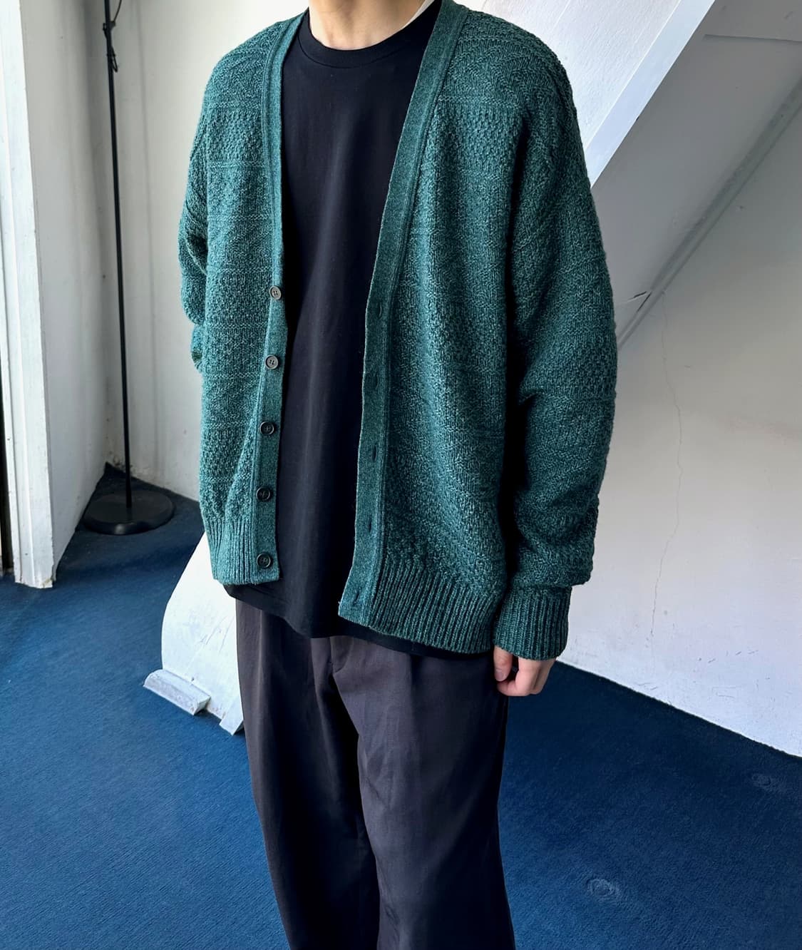 Loose gauge pattern over knit cardigan 상품이미지10