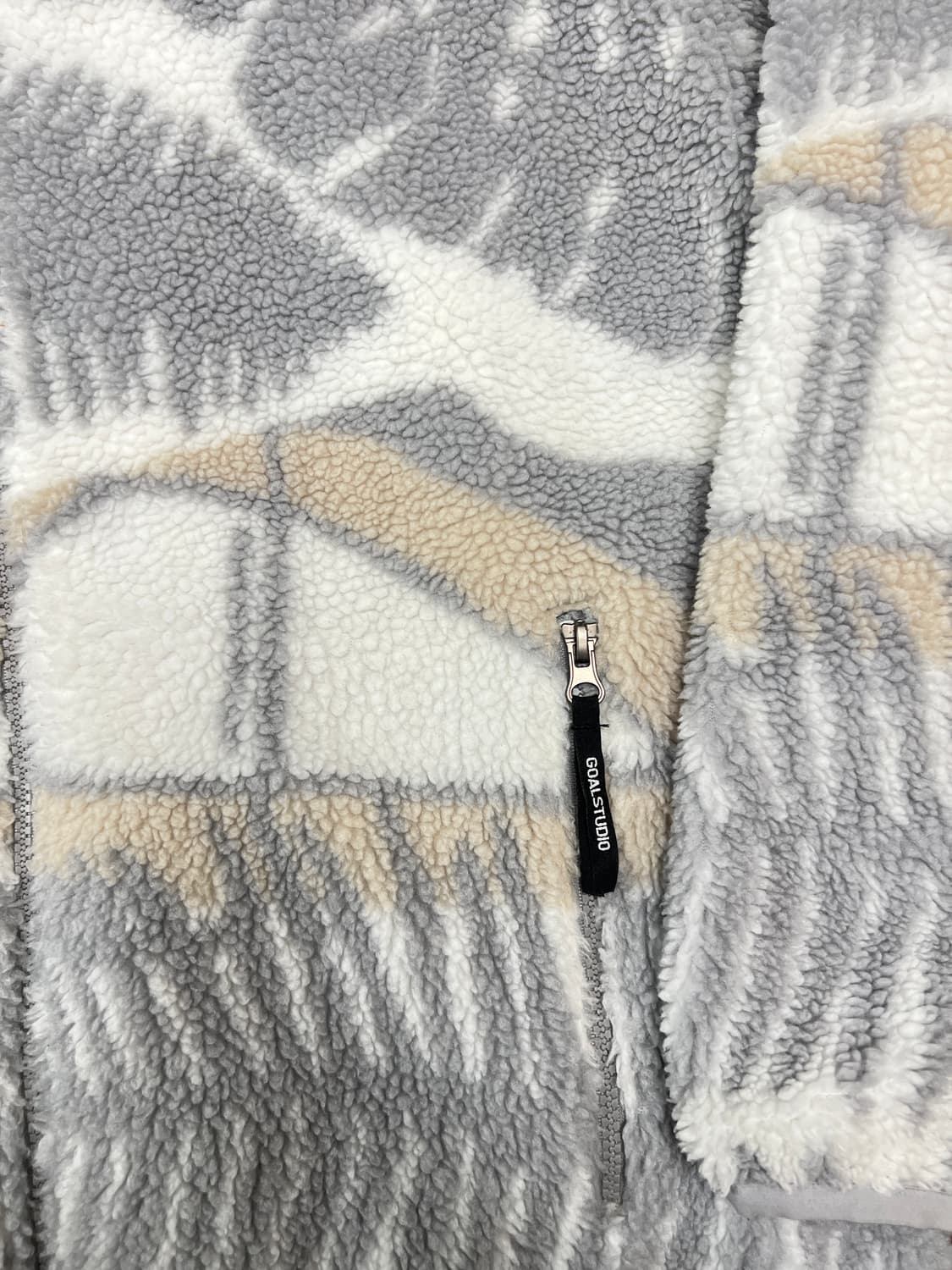 골스튜디오 WHO KNOWS 올오버 패턴 플리스 자켓 라이트 그레이 L 상품이미지4