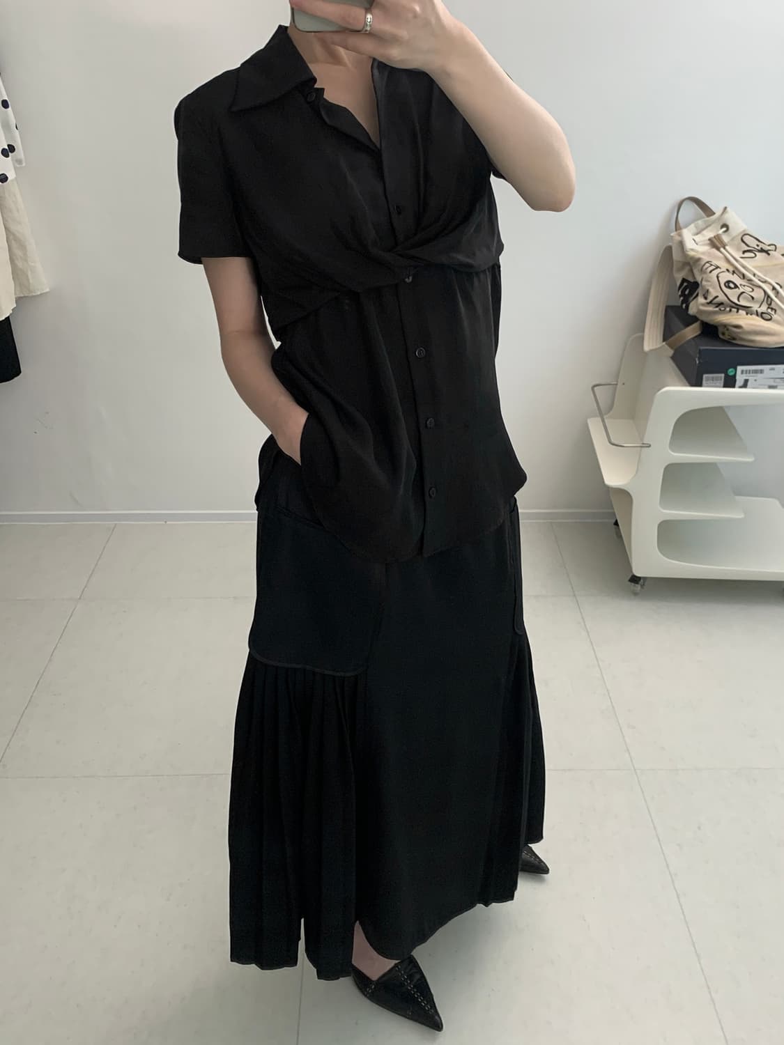 Twist Blouse 상품이미지1