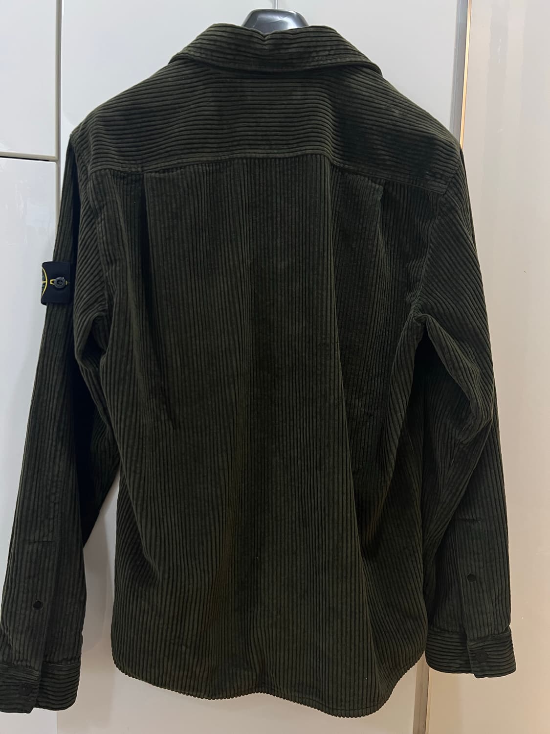 24fw 스톤아일랜드 카키코듀로이자켓 L (새상품) 상품이미지2