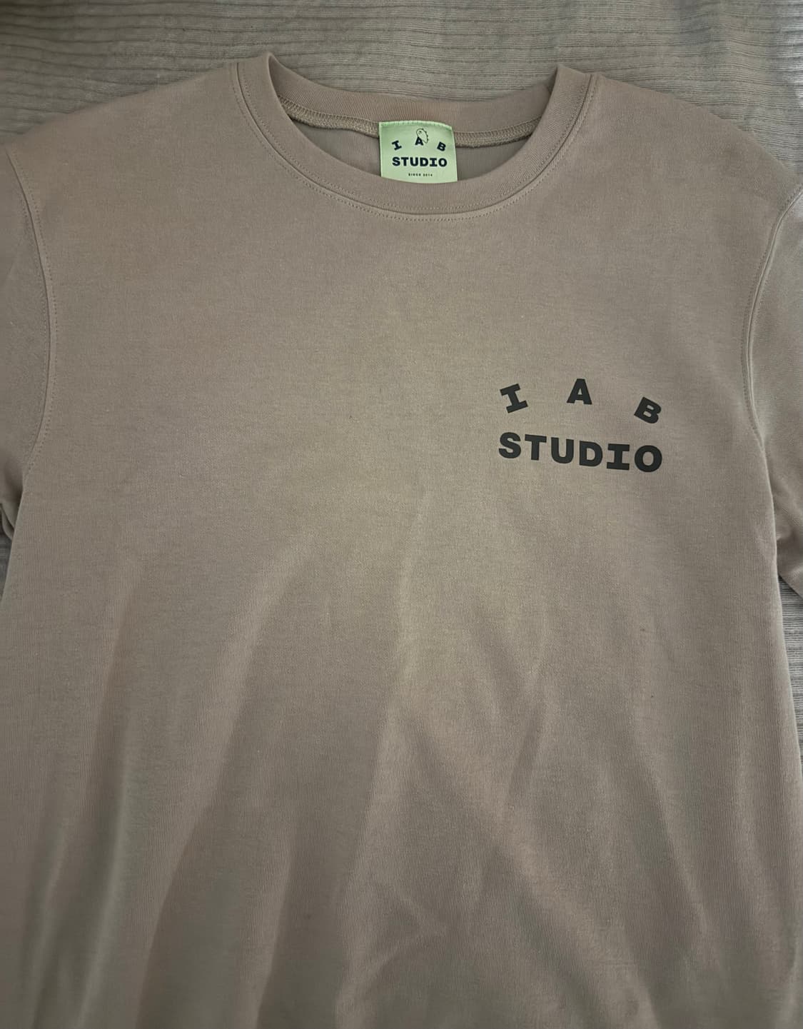 아이앱스튜디오 반팔 상품이미지2