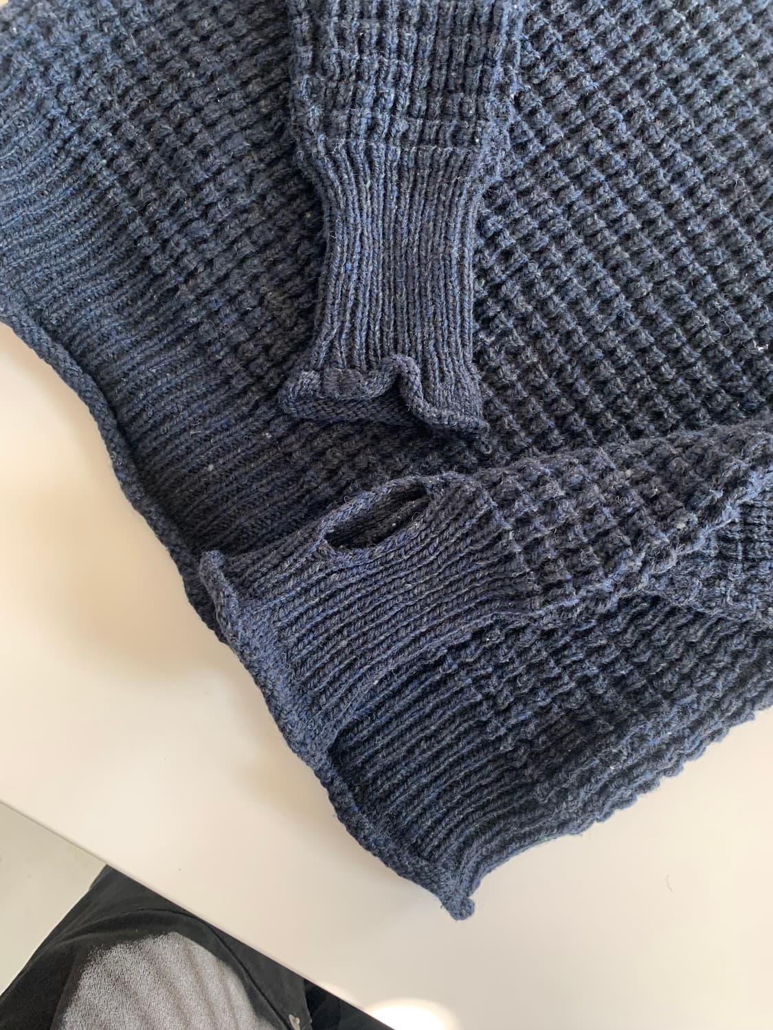 Kapital 캐피탈 와플 핑거홀 니트 상품이미지4