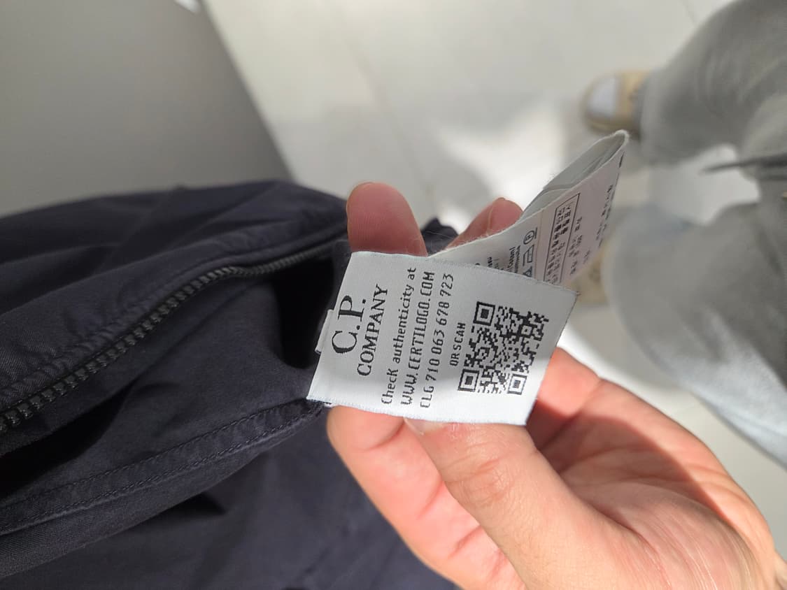 CP COMPANY 렌즈 오버셔츠자켓 XL  상품이미지5
