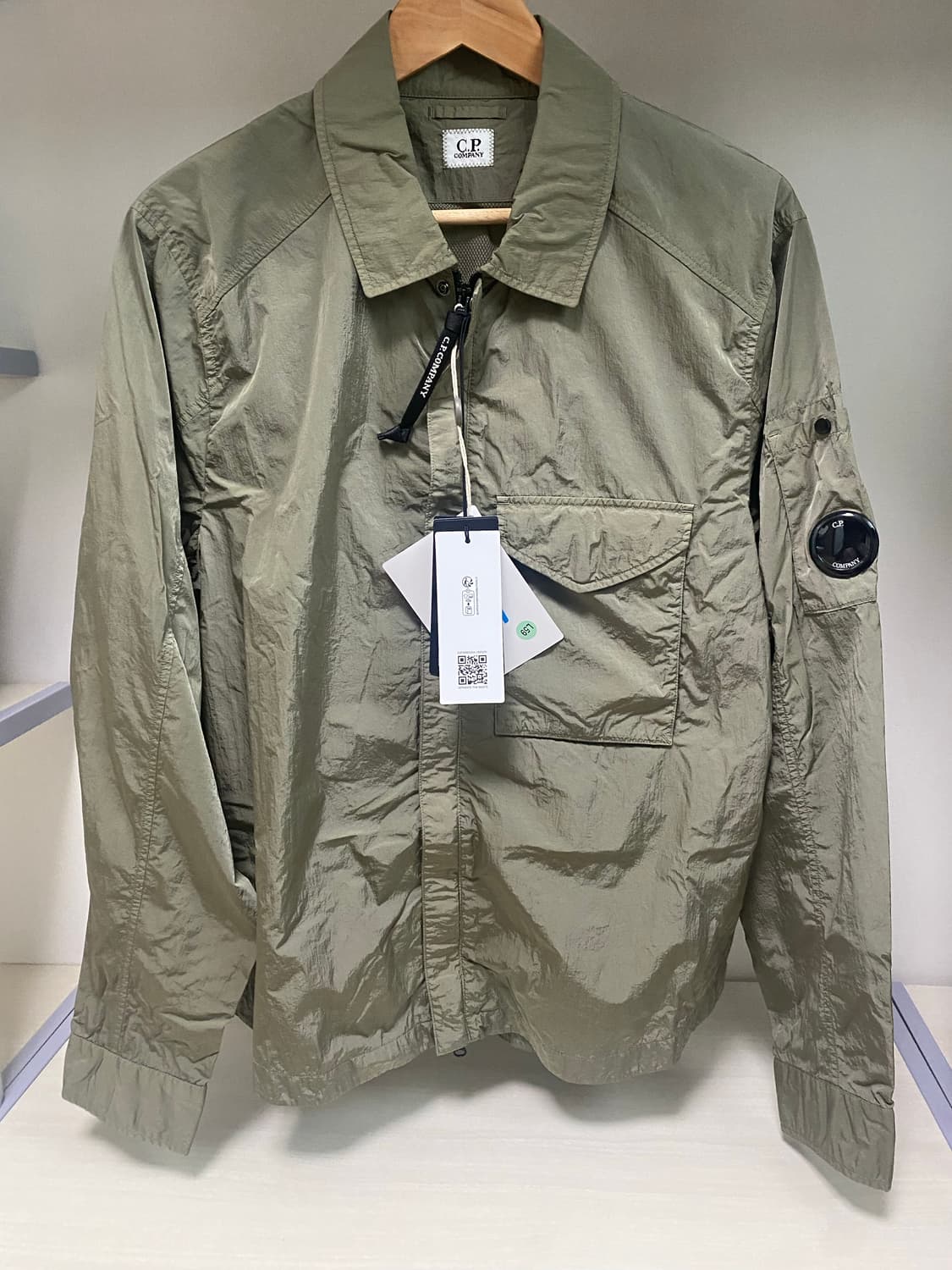 (새상품) cp컴퍼니 나일론 오버셔츠 상품이미지1