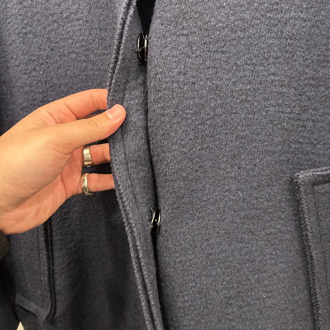 더 아이잗 컬랙션 울 부클 래글런 로브 코트 상품이미지4