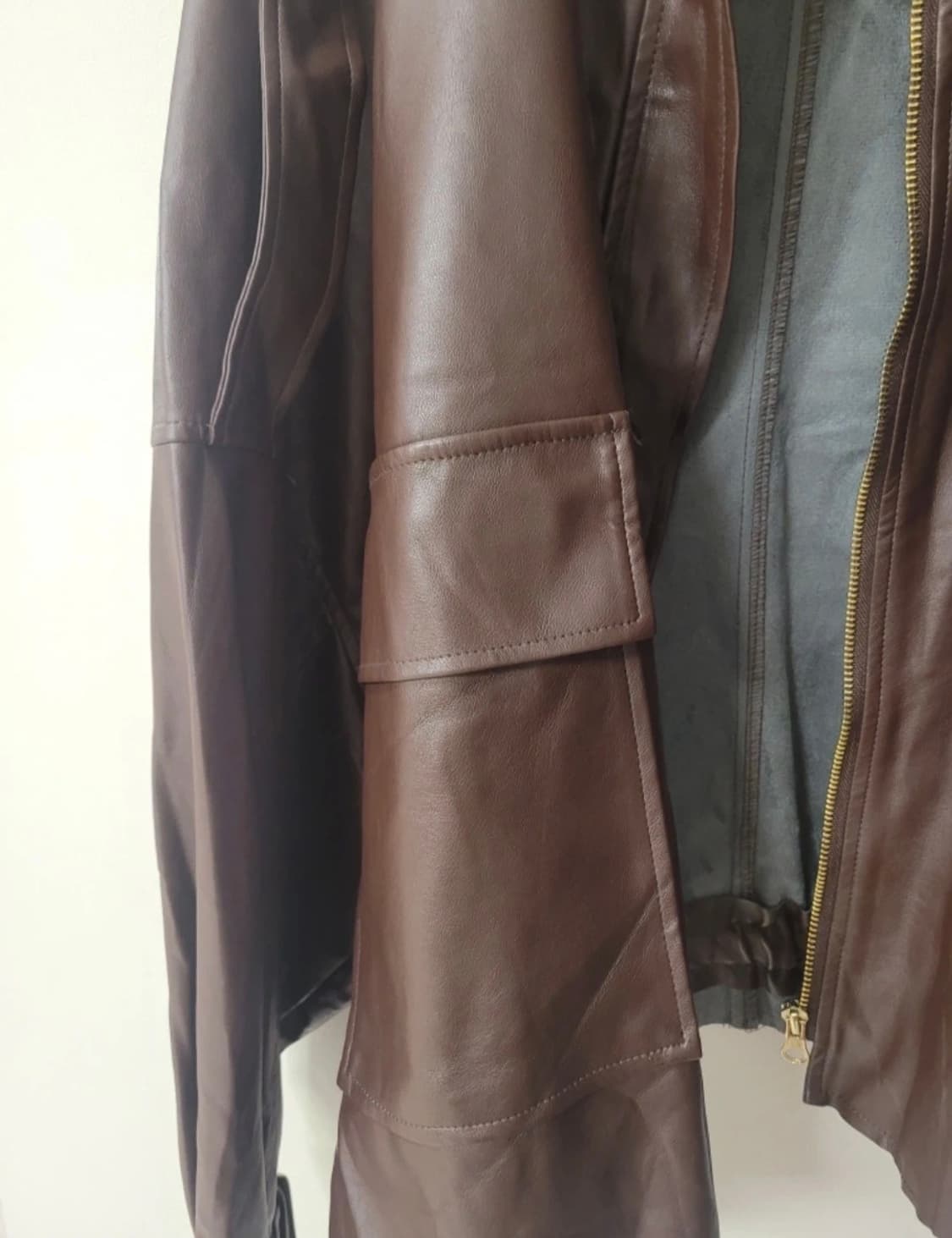 NA-KD 브라운 인조 레더 자켓 판매해요 상품이미지3