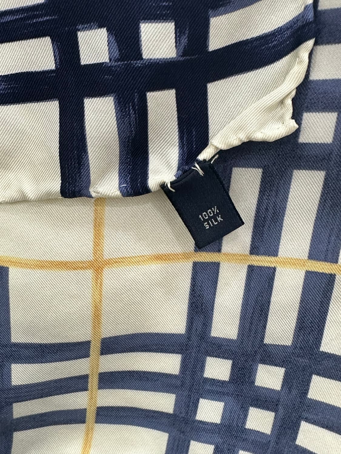 버버리 실크 사각 스카프 상품이미지3