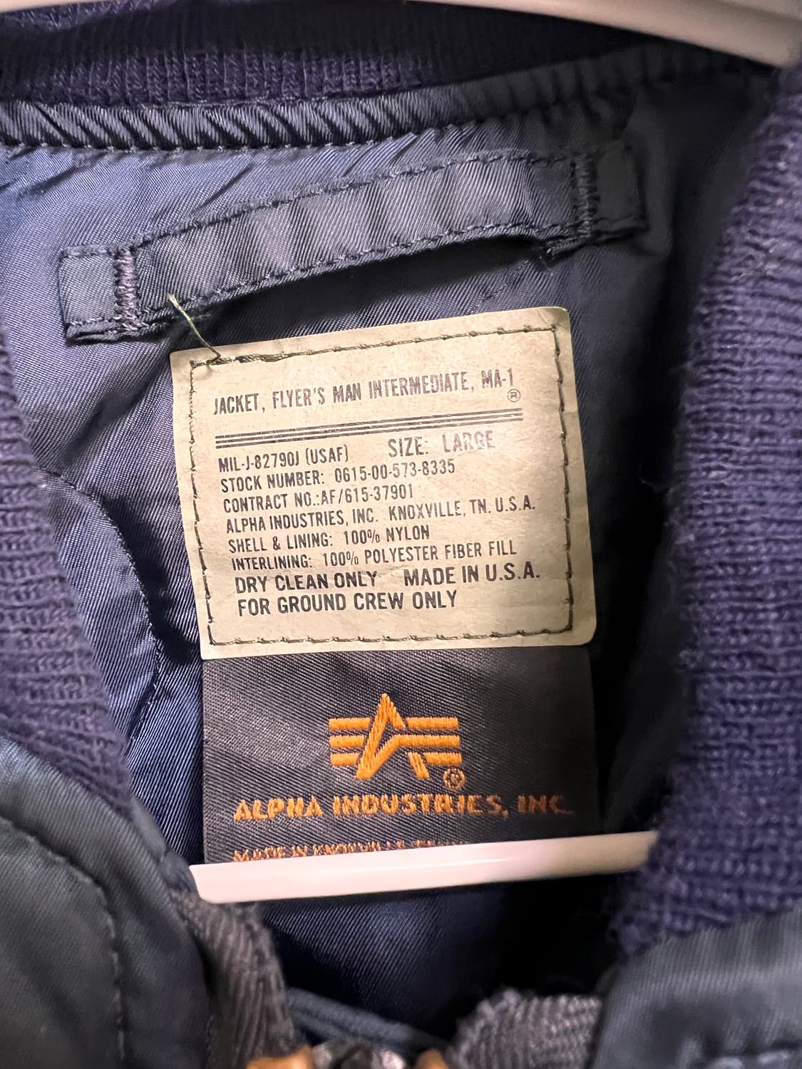 [USA] 알파 인더스트리 MA-1 항공점퍼 (L / navy) 상품이미지5