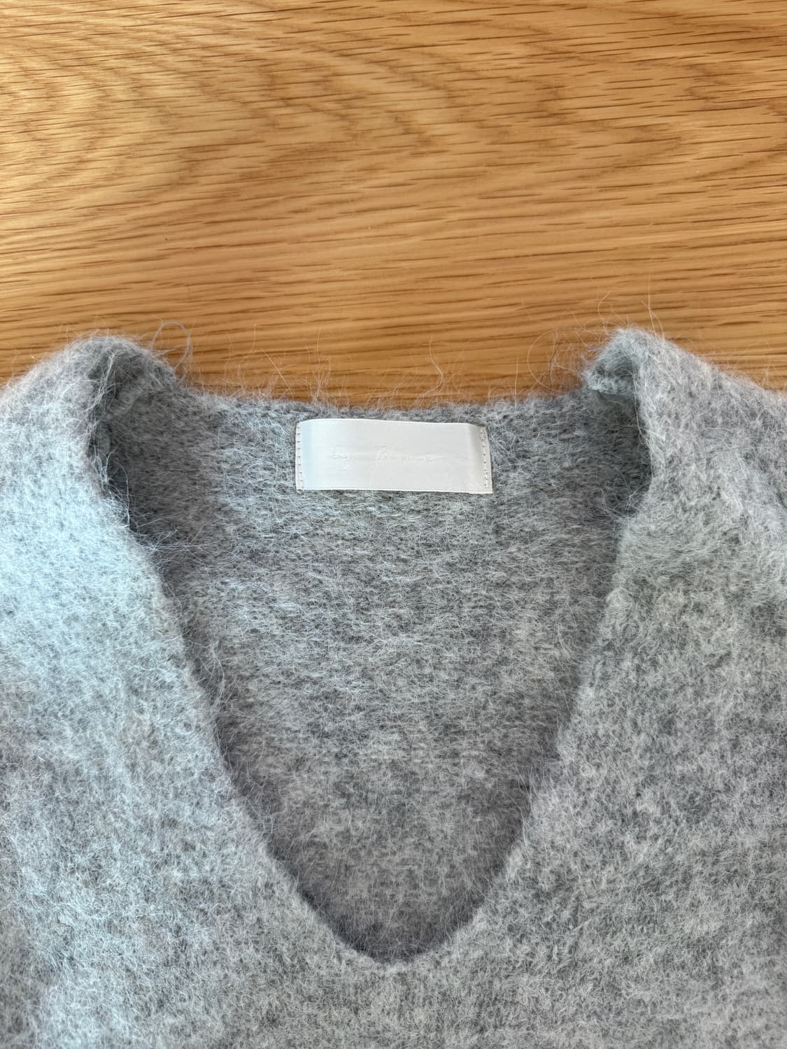 Pre owned 알파카 브이넥 니트 상품이미지5