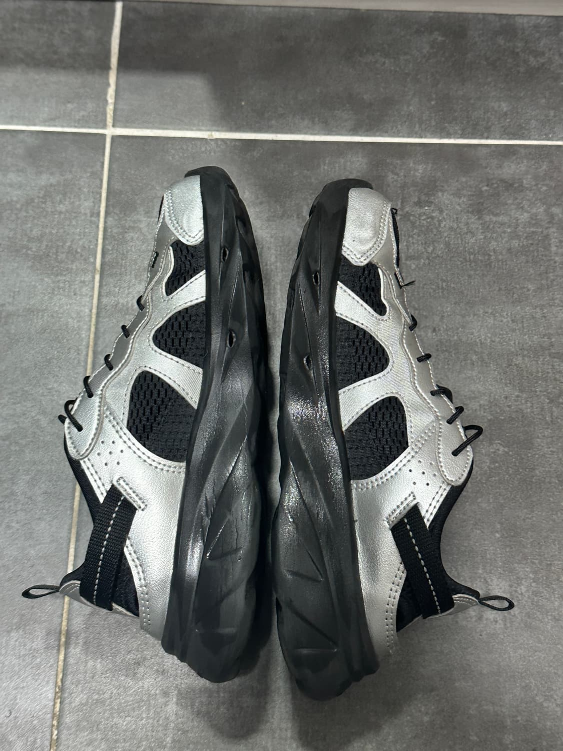 뉴발란스 케이브 스니커 샌들 SD2401SI silver실버 230 상품이미지5