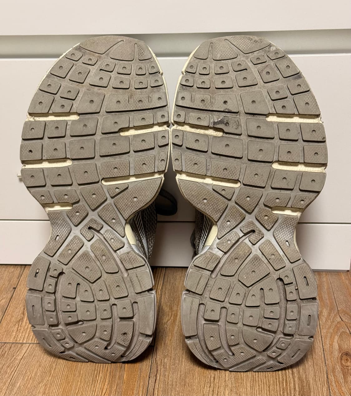 발렌시아가 3XL 에그쉘 43 상품이미지4