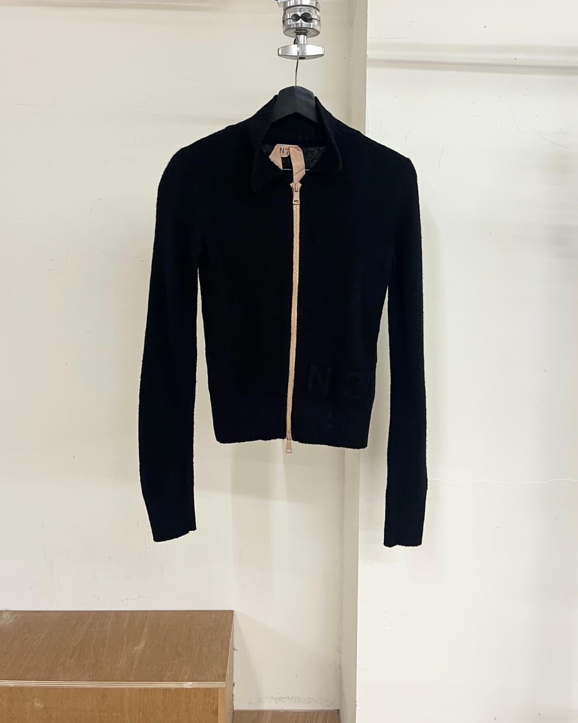 N21 블랙 모헤어 블렌드 니트 블루종 자켓 상품이미지1