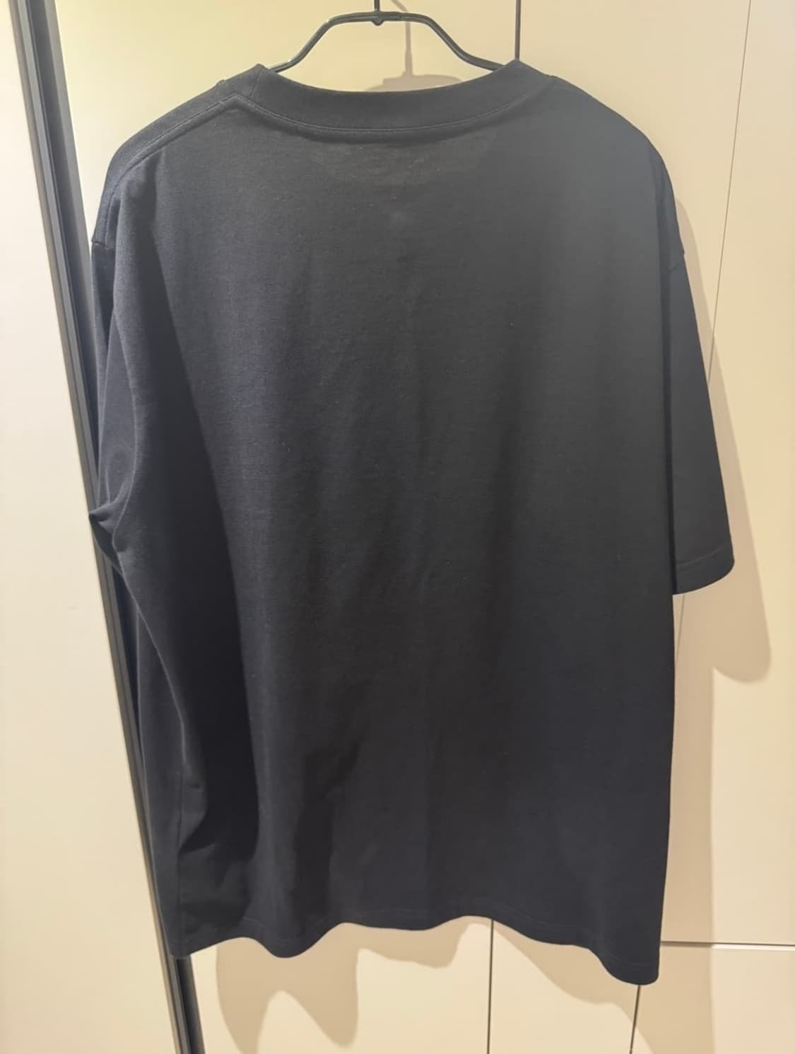 루이비통 티셔츠 XL 팝니다 상품이미지2