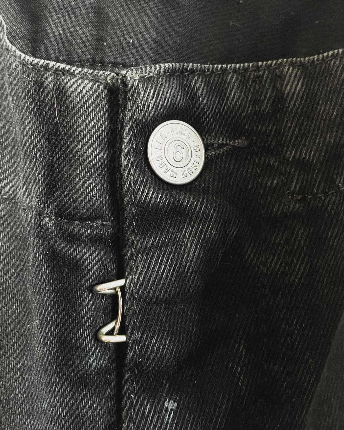 MM6 23SS 루즈 스트레이트핏 드롭크로치 데님 상품이미지9