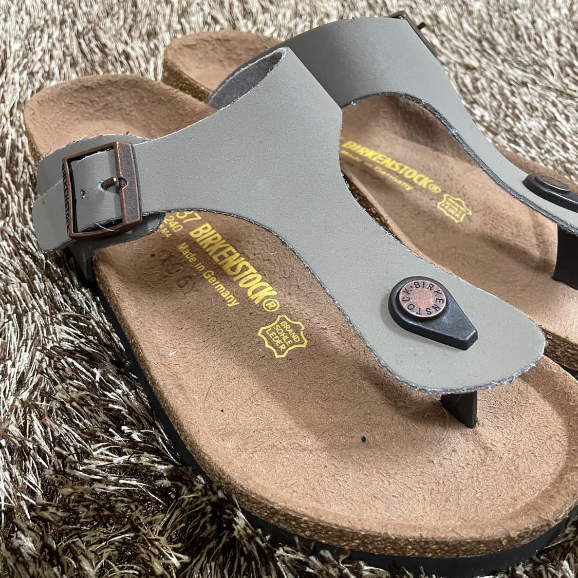 버켄스탁 BIRKENSTOCK 지제 T스트랩 샌들 240 상품이미지5