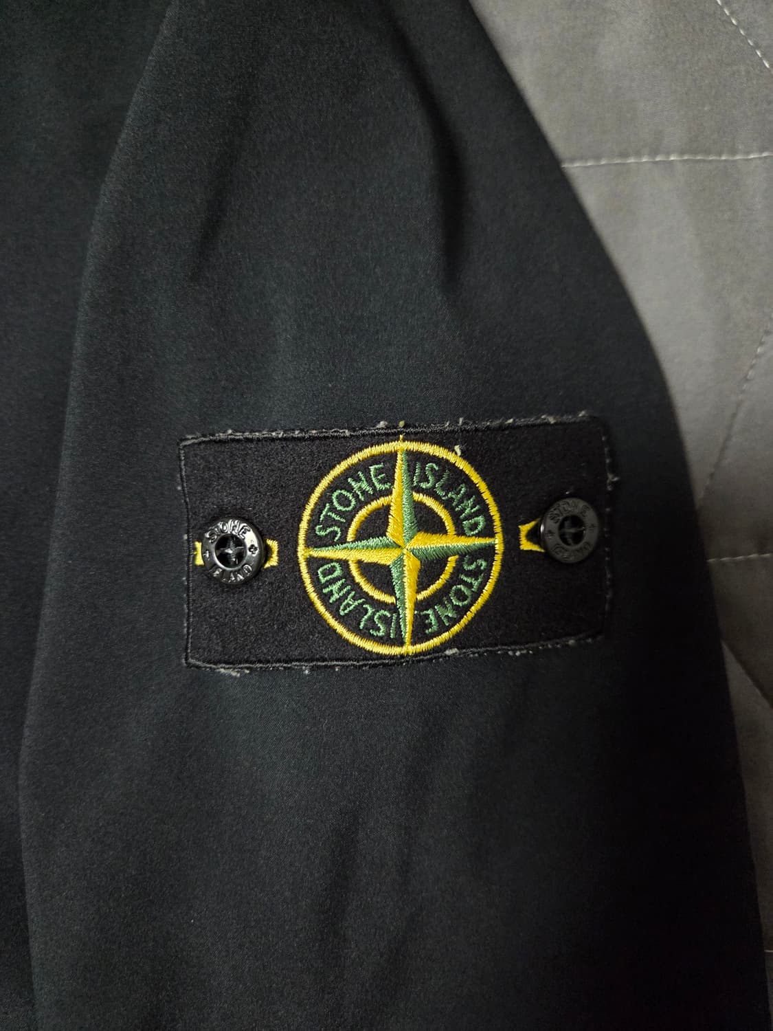 [정품] 스톤아일랜드 라이트 소프트쉘 바람막이 후드 자켓 S 상품이미지5