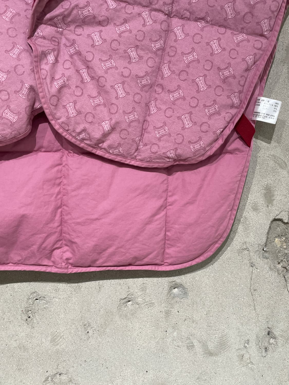 셀린느 핑크 트리옹프 덕 다운 페더 베스트 상품이미지5