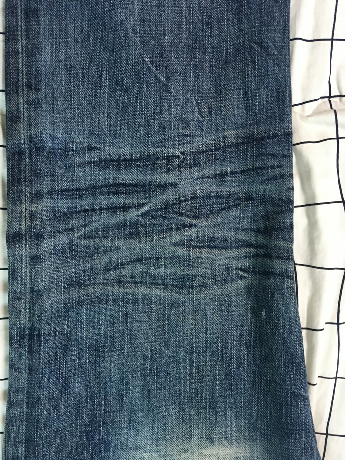Distressed Heavy-Wash Zippered Jeans 상품이미지2